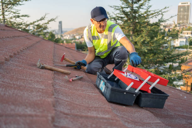 Siding Removal and Disposal in Marshalltown, IA